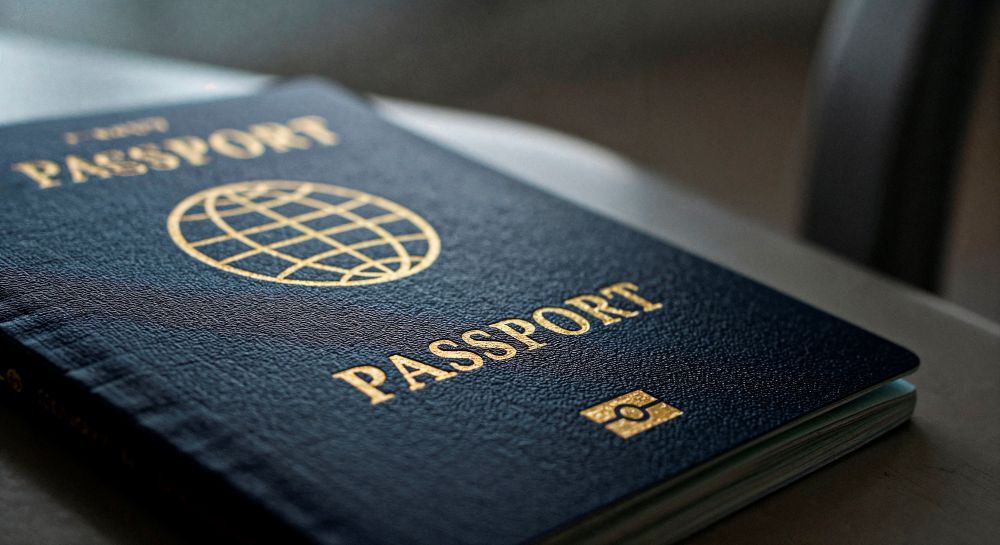 یادگیری زبان برای مهاجرت واقعاً چقدر زمان می‌برد و چه عواملی آن را کوتاه یا طولانی می‌کند؟